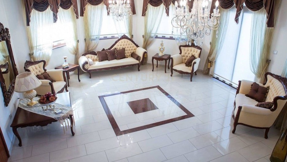 6 bedrooms Villa in Limassol, Cyprus No. 22172