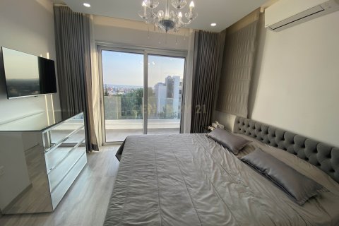 4 bedrooms Apartment in Mesa Geitonia, Limassol, No. 22175 7
