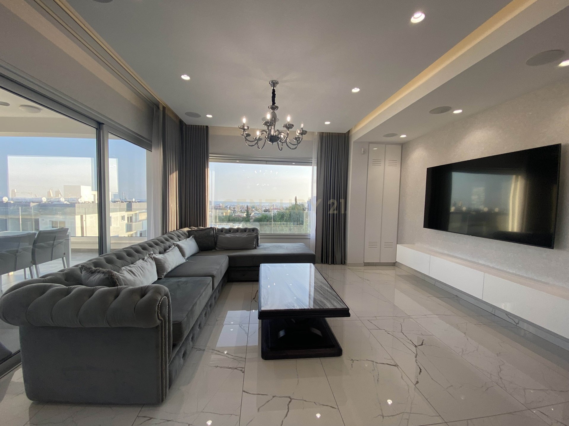 4 bedrooms Apartment in Mesa Geitonia, Limassol, Cyprus No. 22175