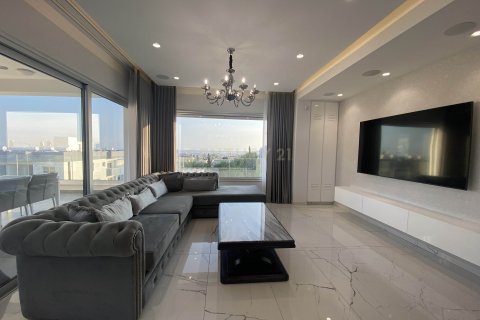 4 bedrooms Apartment in Mesa Geitonia, Limassol, No. 22175 3