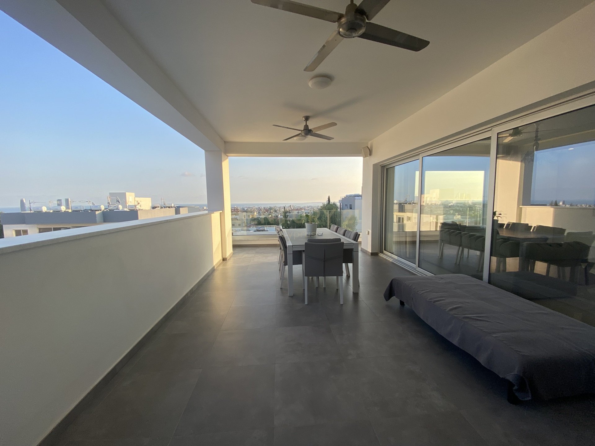 4 bedrooms Apartment in Mesa Geitonia, Limassol, Cyprus No. 22175