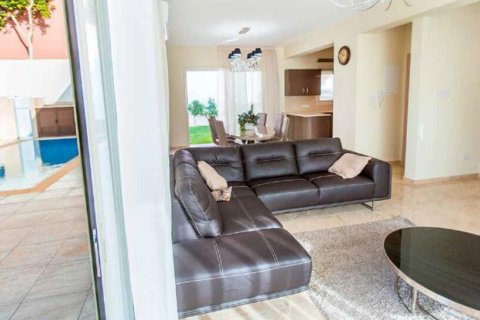 Вилла с 3 спальнями в Лимассол, Лимасол, № 38894 2