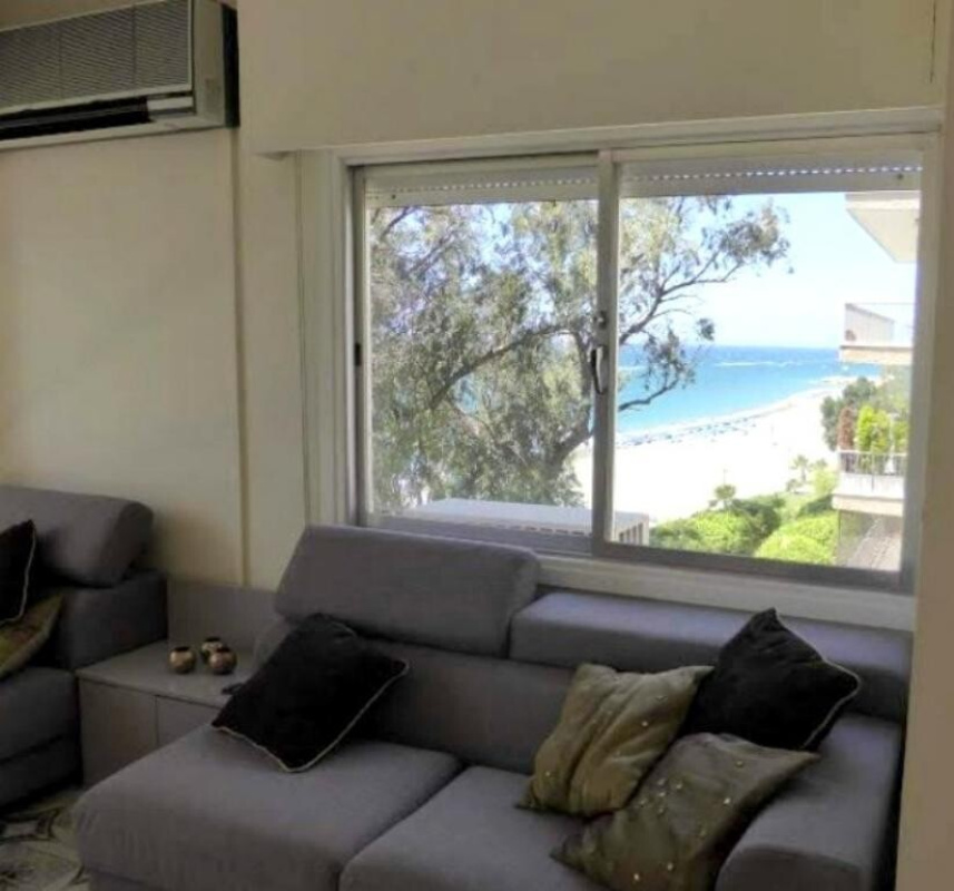 3 bedrooms Apartment in Limassol, Cyprus No. 38893