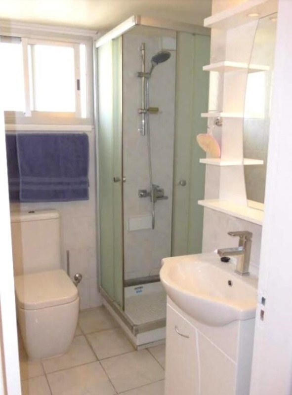 3 bedrooms Apartment in Limassol, Cyprus No. 38893