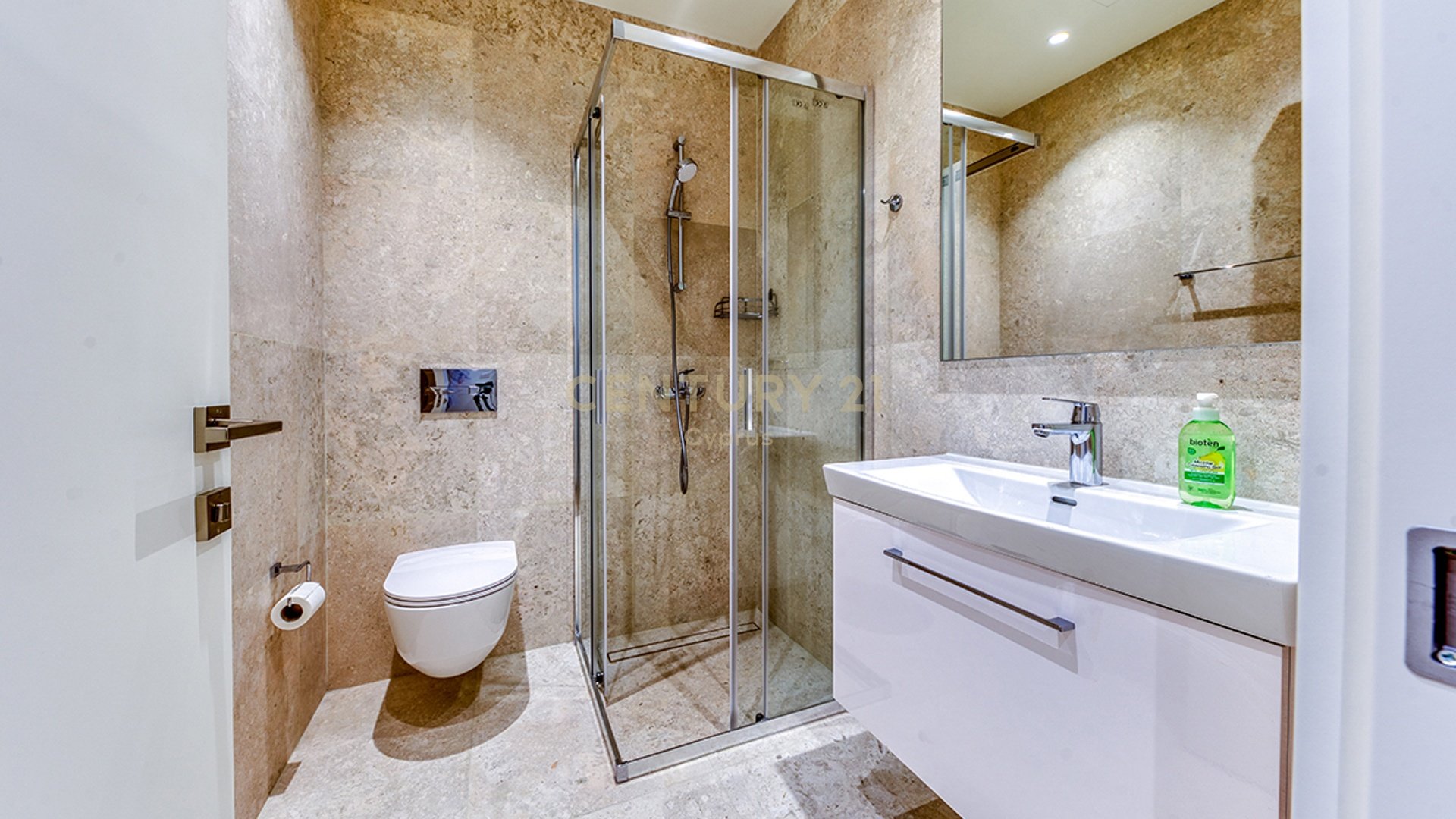 3 bedrooms Apartment in Germasogeia, Limassol, Cyprus No. 54185