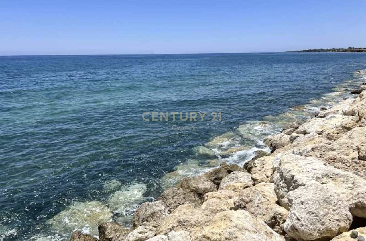 Land in Agios Theodoros, Limassol, Cyprus No. 54181