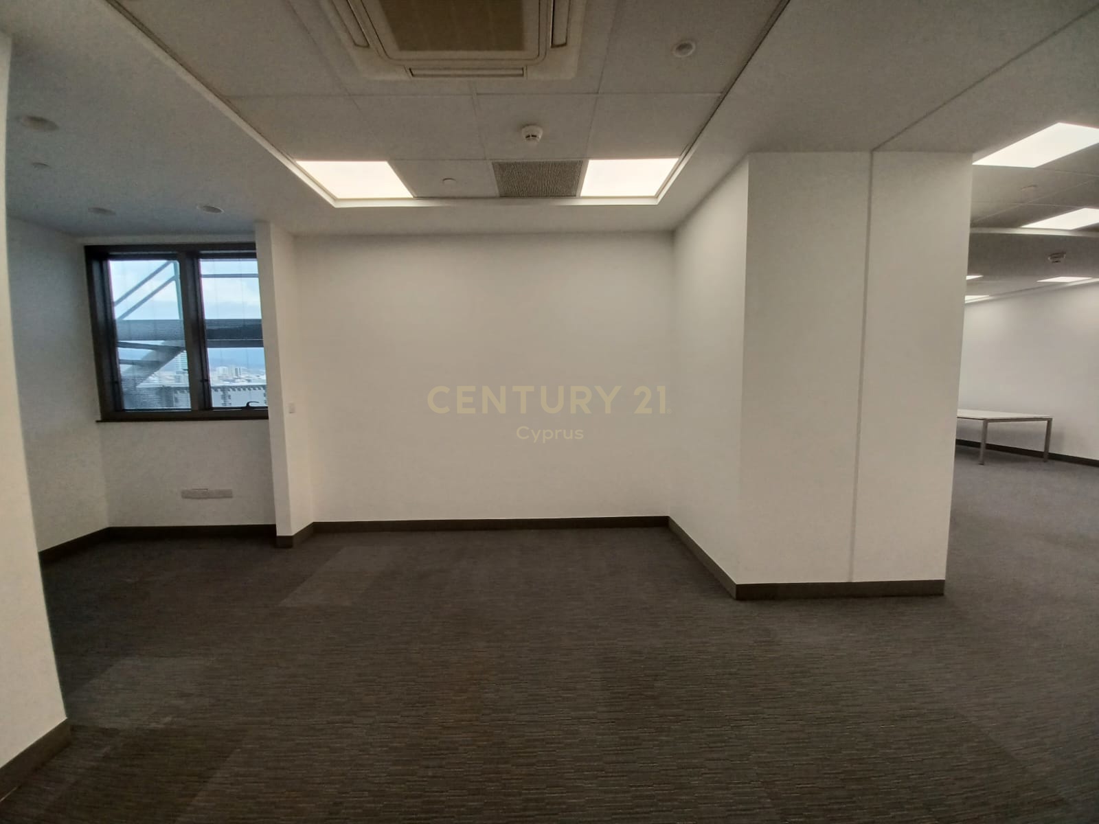 373m2 Office in Limassol, Cyprus No. 54179