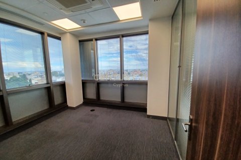 Офис 373м2 в Лимассол, Лимасол,  № 54179 10