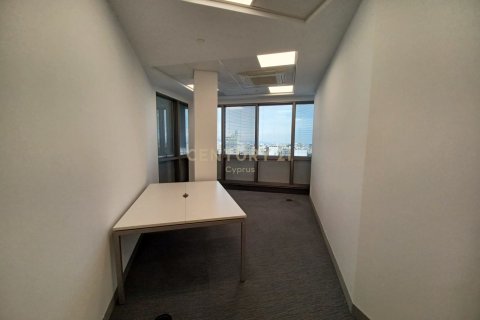 Офис 373м2 в Лимассол, Лимасол,  № 54179 6