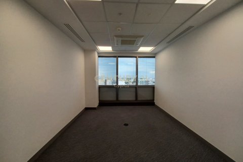 Офис 373м2 в Лимассол, Лимасол,  № 54179 7