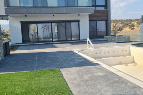 4 bedrooms Villa in Parekklisia, Limassol,  No. 45322
