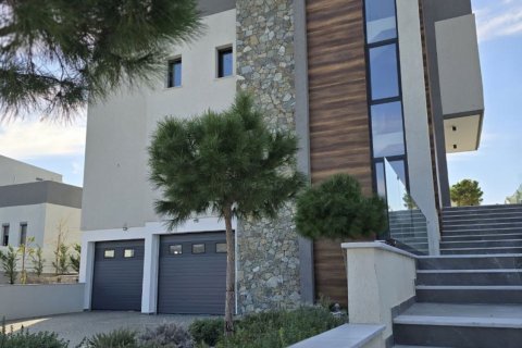 4 bedrooms Villa in Parekklisia, Limassol,  No. 45322 8