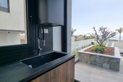 4 bedrooms Villa in Parekklisia, Limassol,  No. 45322 4