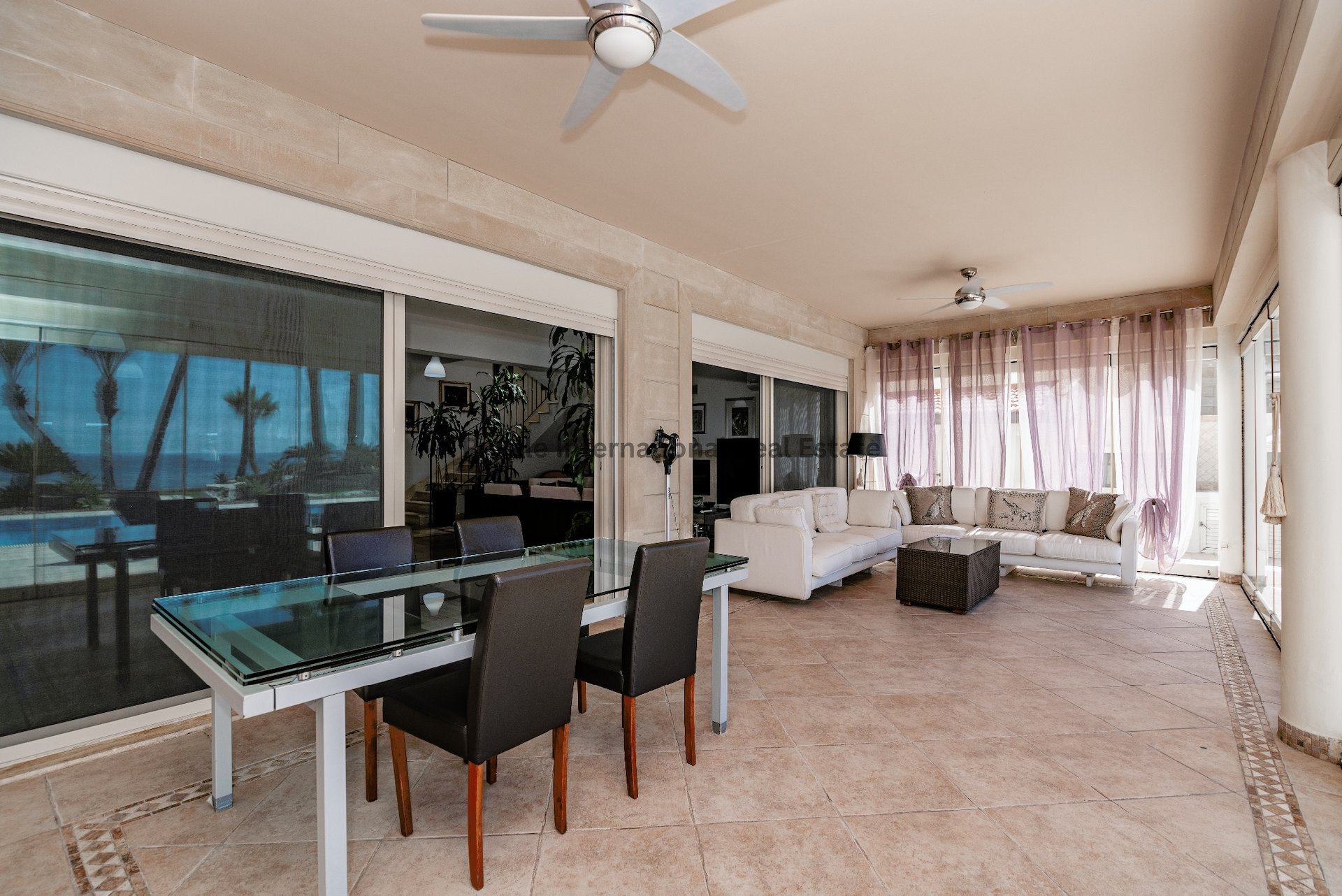 4 dormitorios Villa en Kiti, Larnaka, Chipre No. 8005