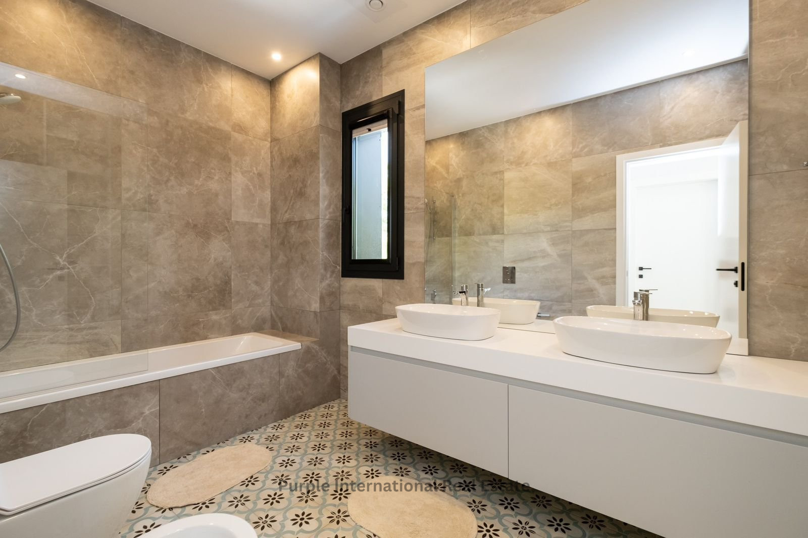 7 chambres Villa à Souni–Zanatzia, Limassol, Chypre No. 35927