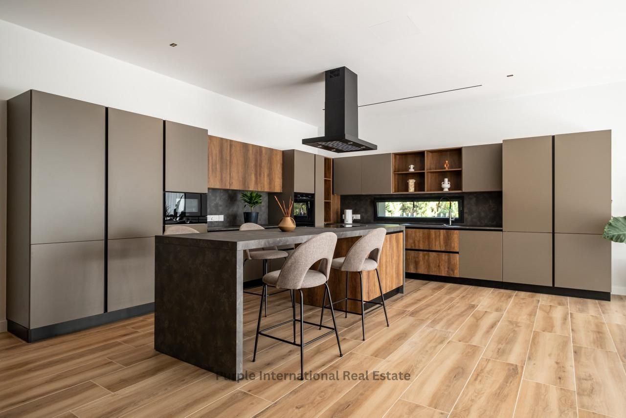 7 chambres Villa à Souni–Zanatzia, Limassol, Chypre No. 35927