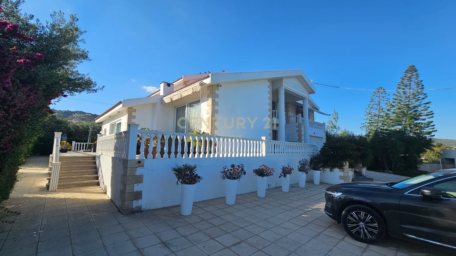 5 bedrooms Villa in Parekklisia, Limassol, Cyprus No. 53625