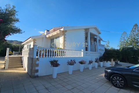 Вилла с 5 спальнями в Пареклисия, Лимасол, № 53625 3
