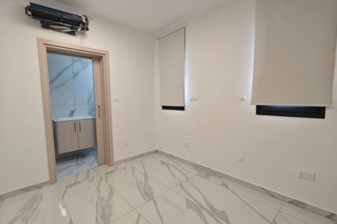 2 bedrooms Apartment in Larnaka,  No. 51564 9