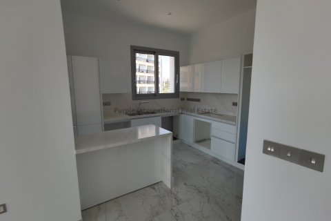 2 dormitorios Apartamento en Agios Tychonas, Limassol,  No. 51547 6