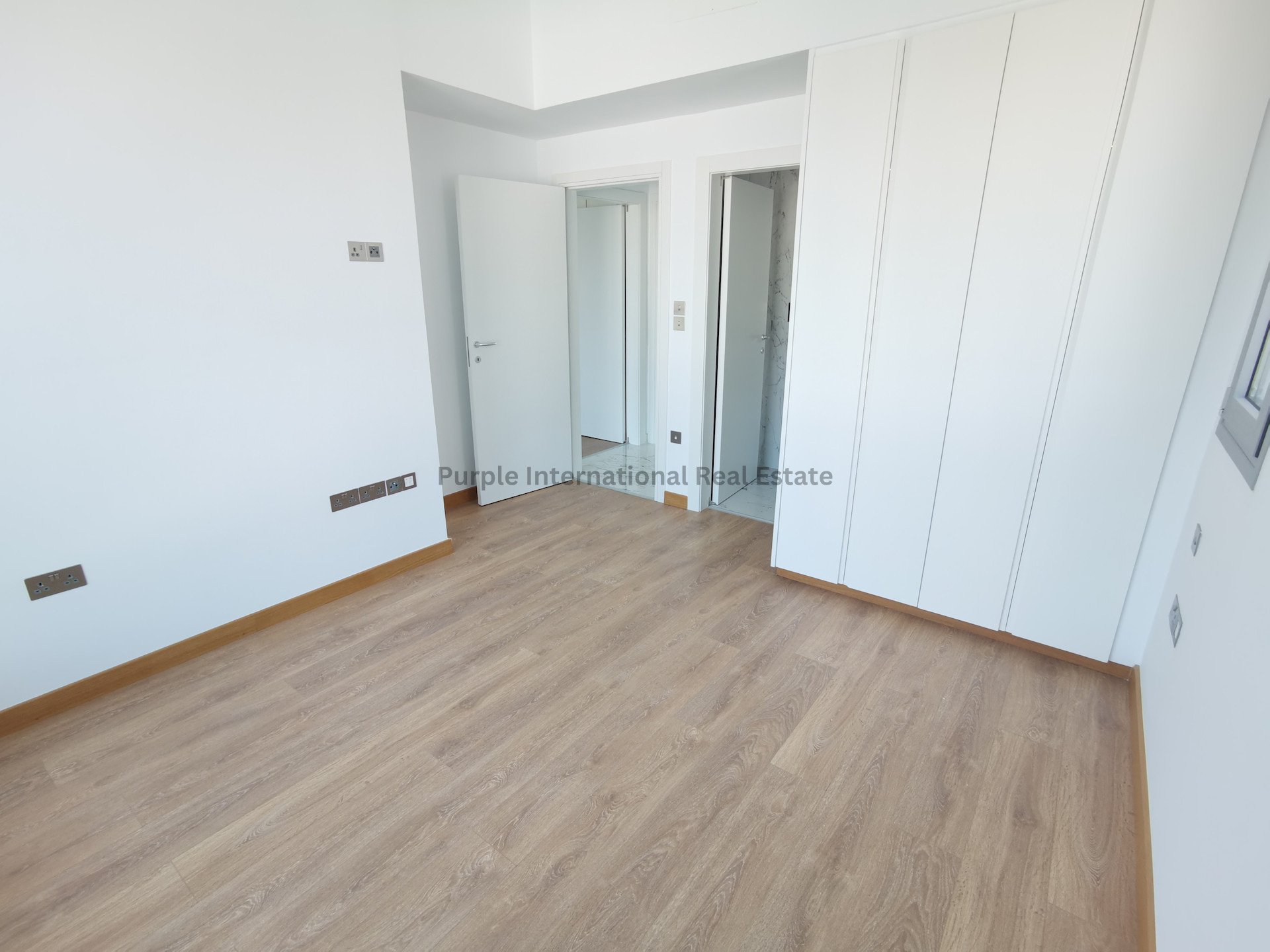 Квартира с 2 спальнями в Агиос Тихонас, Лимасол, Кипр № 51548