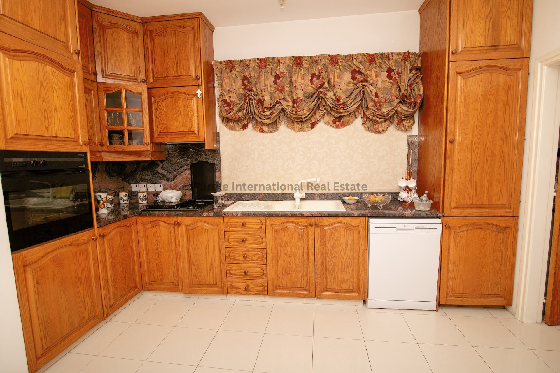 3 chambres Villa à Kiti, Larnaka, Chypre No. 52416