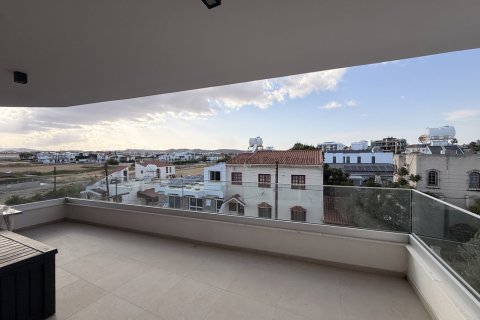 2 bedrooms Apartment in Larnaca, Larnaka,  No. 52415 10
