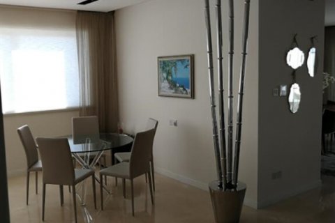 3 bedrooms Apartment in Nicosia, No. 38361 8
