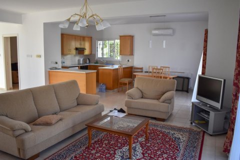 3 bedrooms Villa in Larnaca, Larnaka,  No. 38356 8