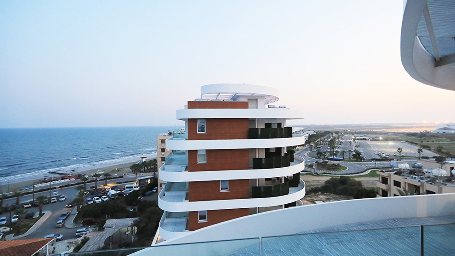 2 bedrooms Apartment in Larnaca, Larnaka, Cyprus No. 26425