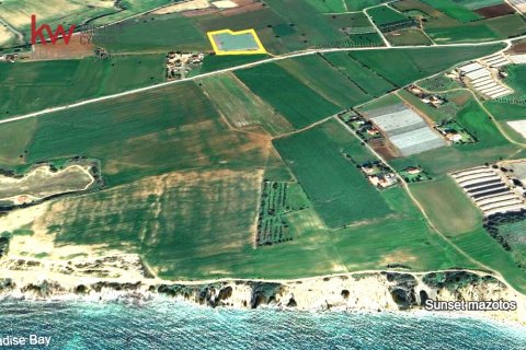 10368m2 Land in Alaminos, Larnaka,  No. 40580