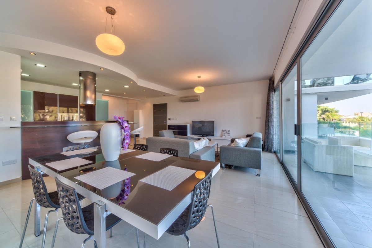 3 dormitorios Apartamento en Nicosia, Chipre No. 38262