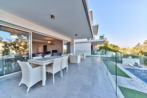 Квартира с 3 спальнями в Никосия,  № 38262 12