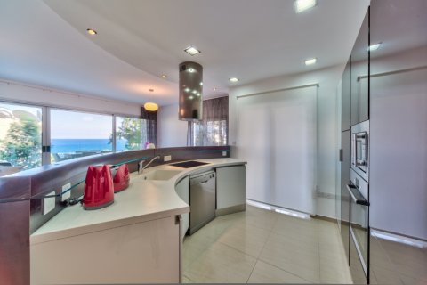 Квартира с 3 спальнями в Никосия,  № 38262 6