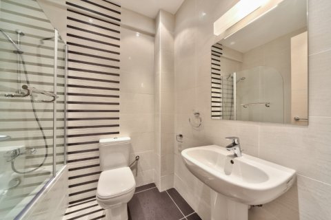 Квартира с 3 спальнями в Никосия,  № 38262 10