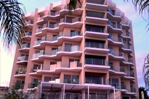 3 bedrooms Apartment in Limassol,  No. 38260 12