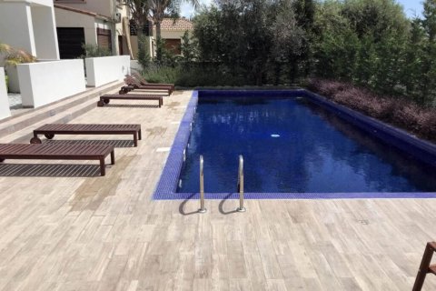 3 bedrooms Townhouse in Limassol,  No. 38257 15