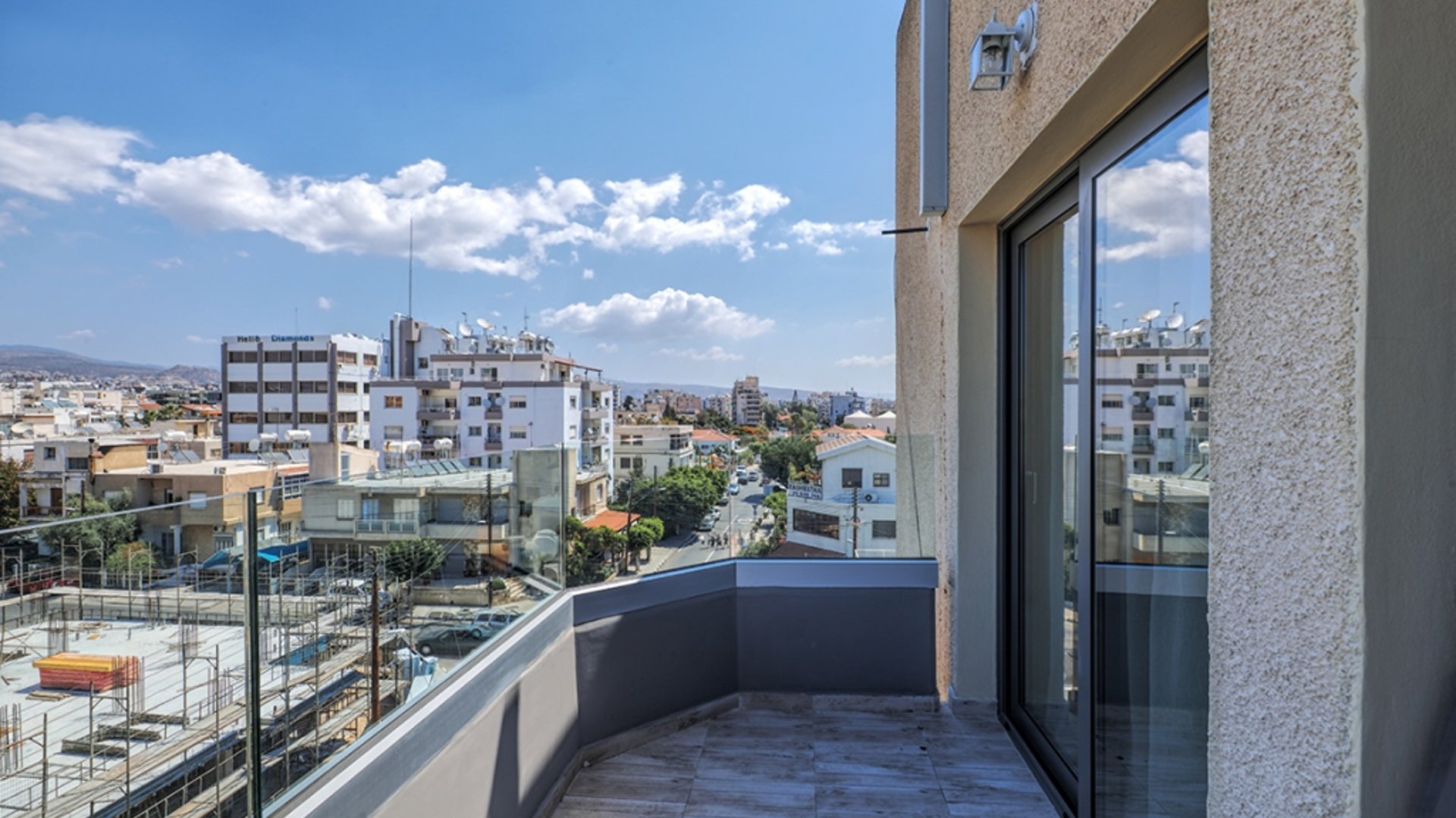 3 bedrooms Apartment in Neapolis, Limassol, Cyprus No. 27341