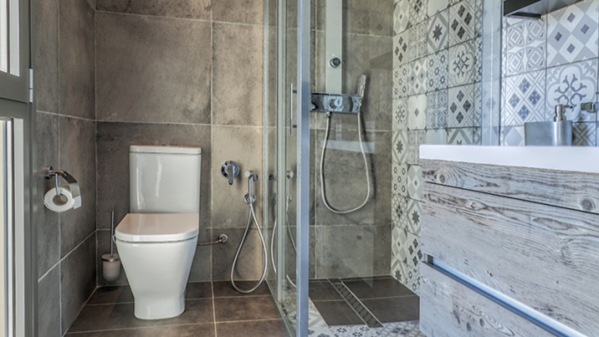3 bedrooms Apartment in Neapolis, Limassol, Cyprus No. 27341