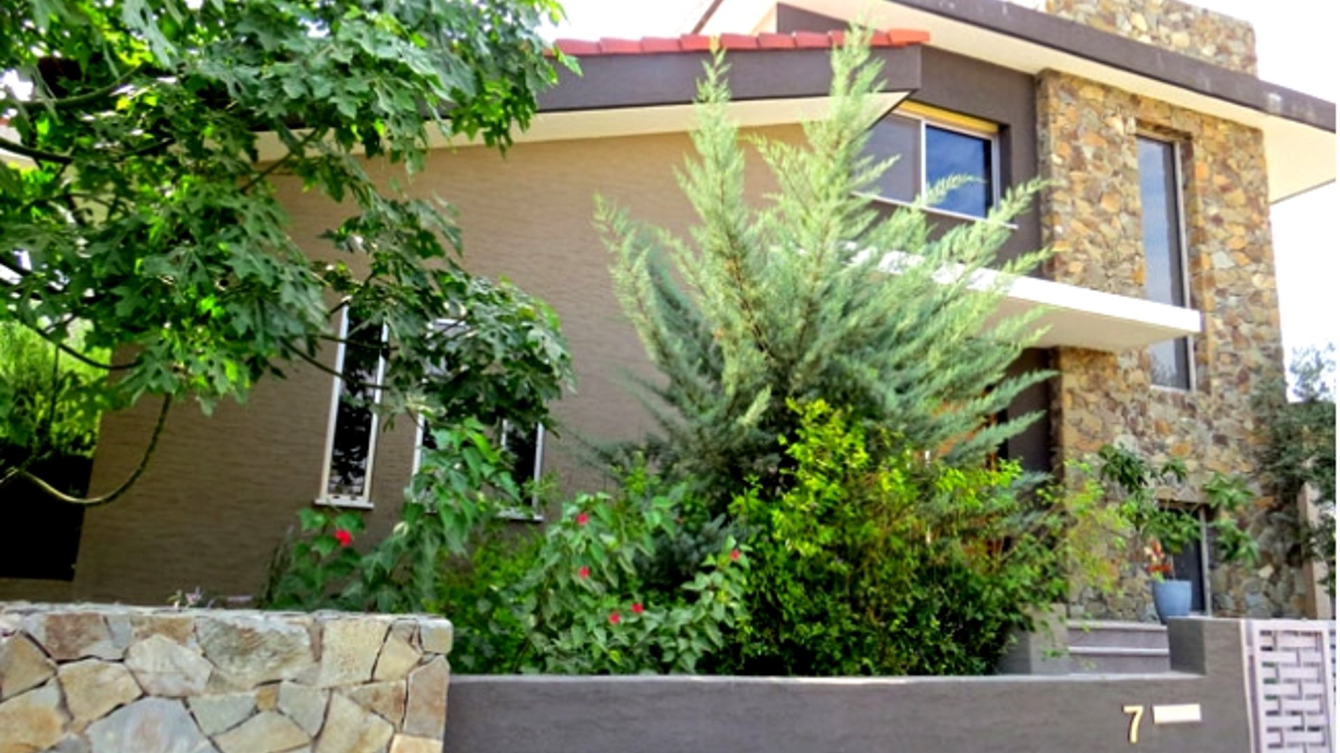 4 bedrooms Villa in Erimi, Limassol, Cyprus No. 25640