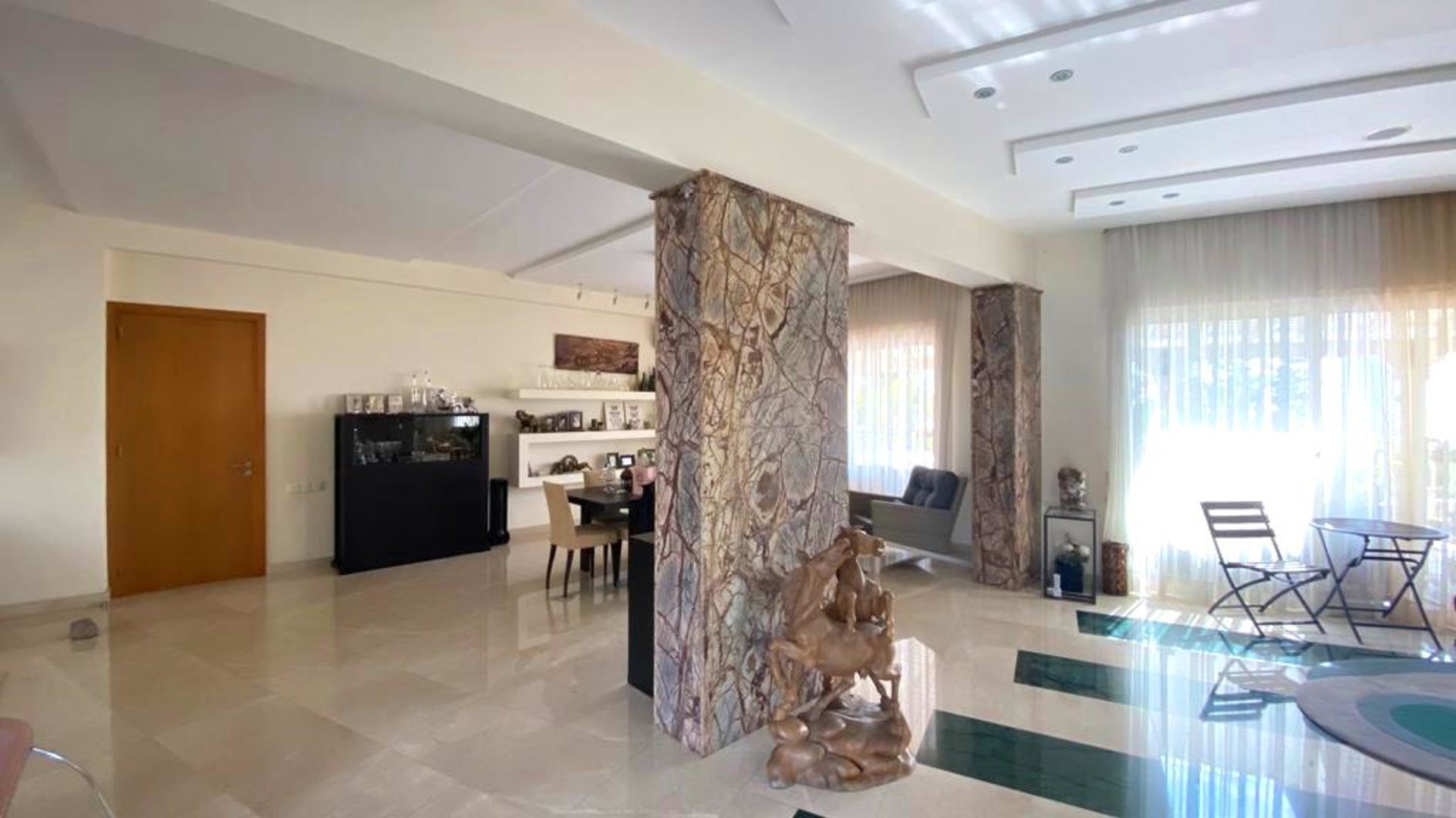 5 bedrooms Villa in Limassol, Cyprus No. 28374