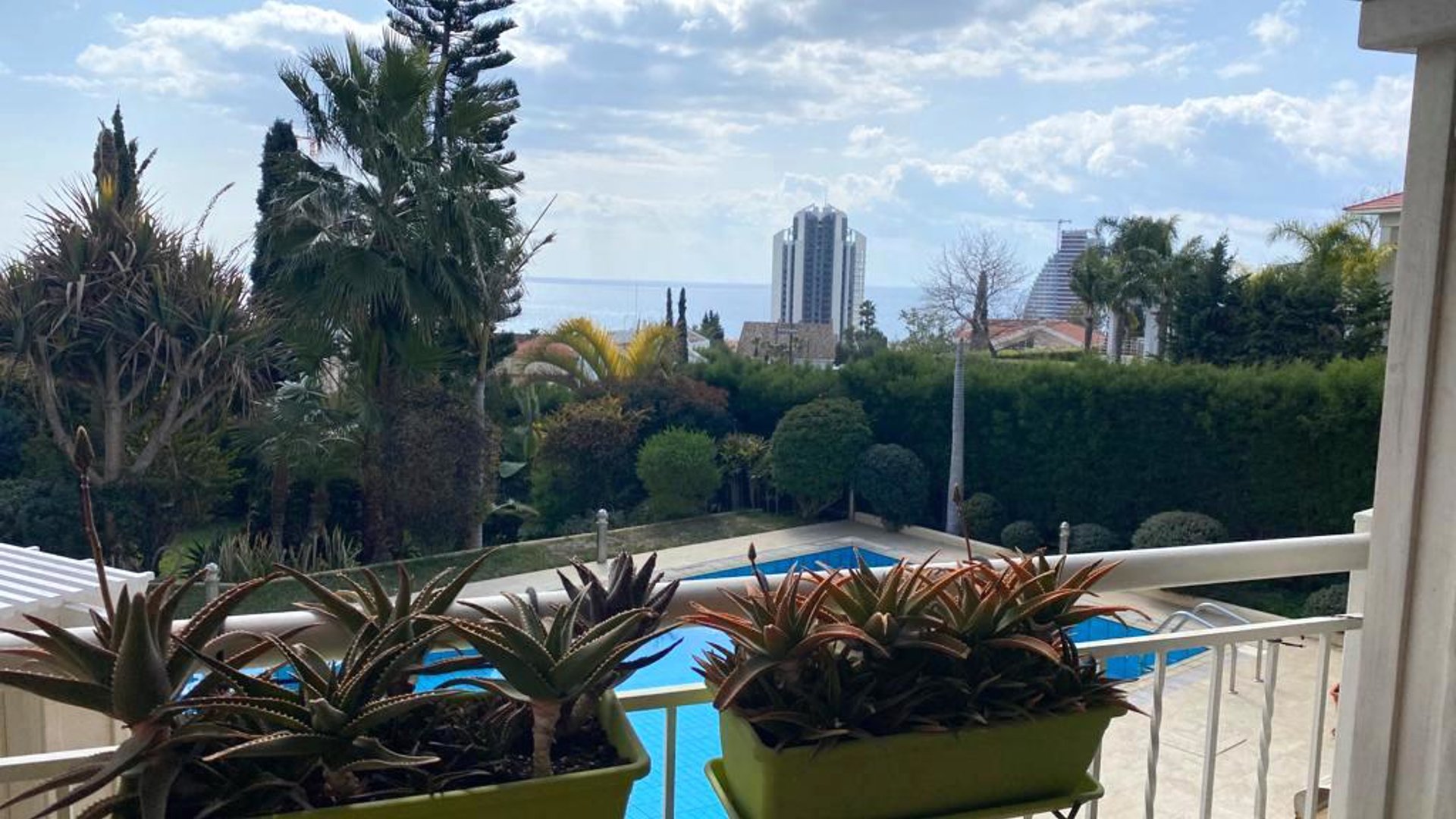 5 bedrooms Villa in Limassol, Cyprus No. 28374