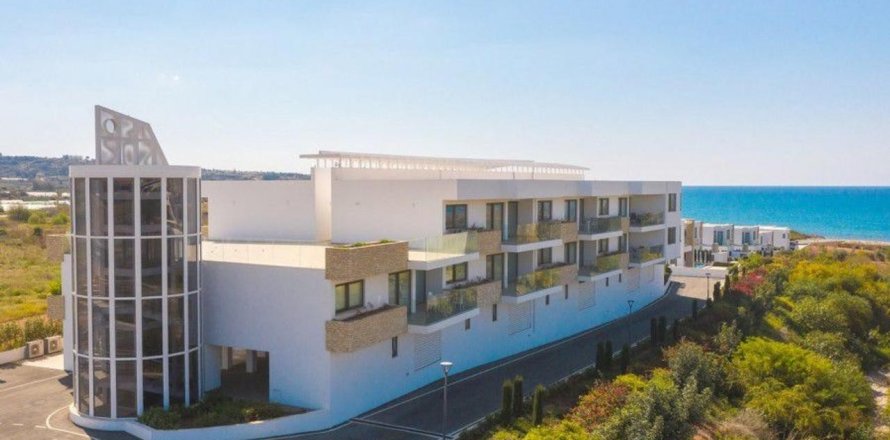 Квартира с 2 спальнями в Корал Бей, Пейя, Пафос,  № 46911