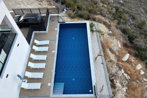 2 bedrooms Penthouse in Limassol,  No. 46910 13