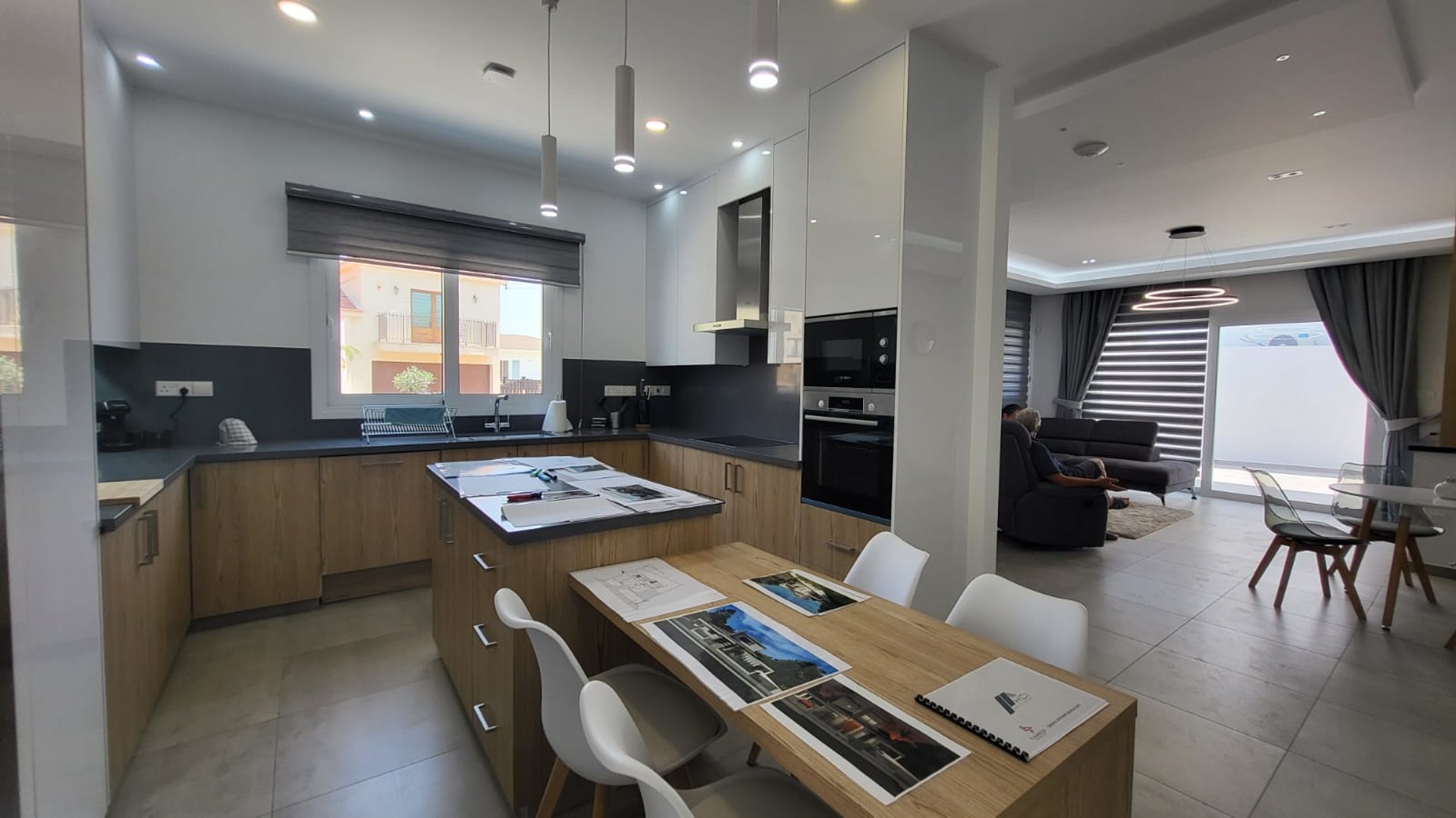 3 chambres Bungalow à Oroklini, Larnaka, Chypre No. 26700