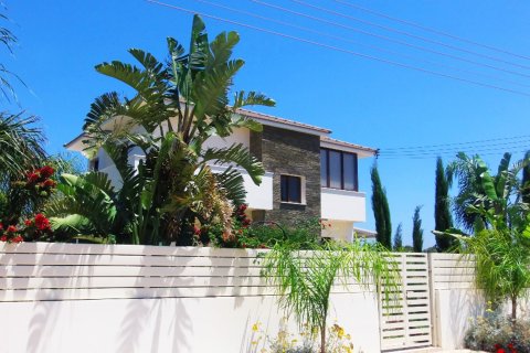 4 bedrooms Villa in Ayia Napa, Ammochostos, Cyprus No. 28357