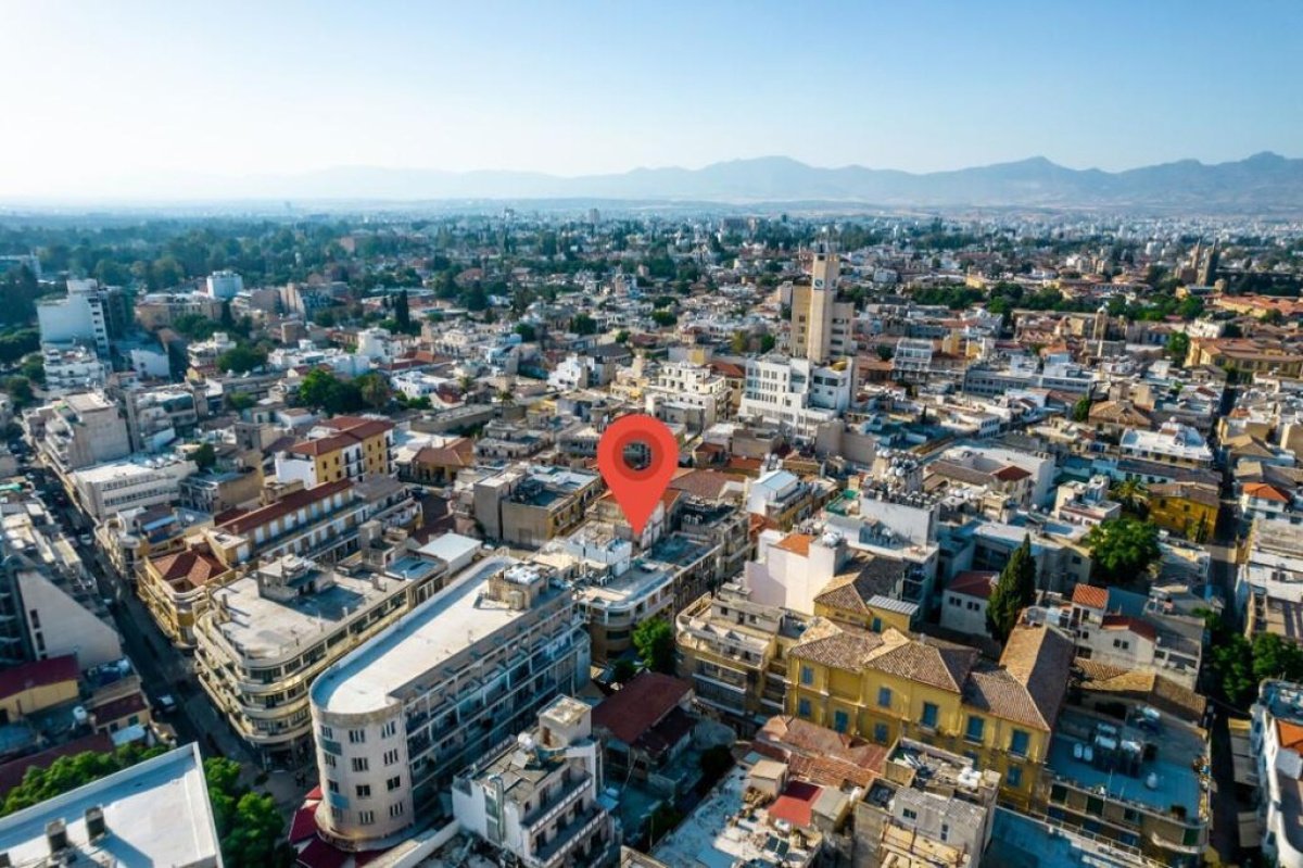 1322m2 Local comercial en Nicosia, Chipre No. 37967