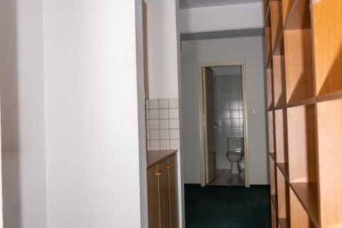 331m2 Local comercial en Nicosia, No. 37970 9