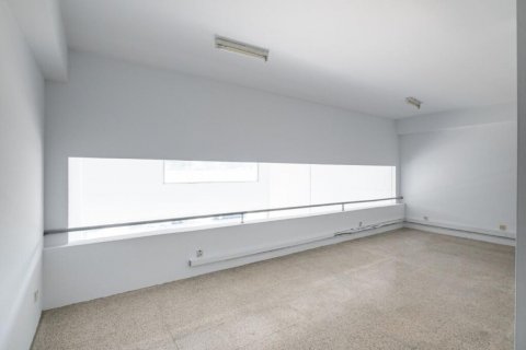 2130m2 Commercial property in Nicosia, No. 37968 10