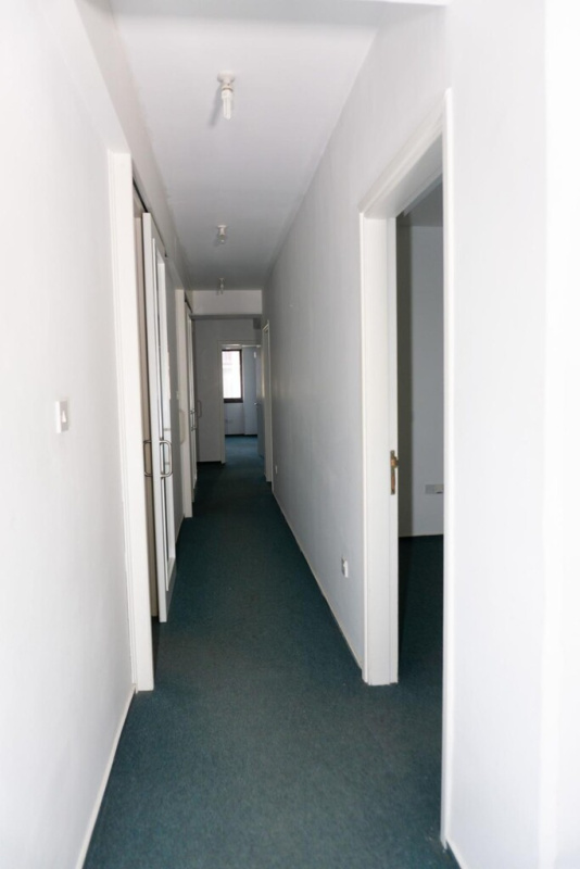 331m2 Commercial property in Nicosia, Cyprus No. 37966